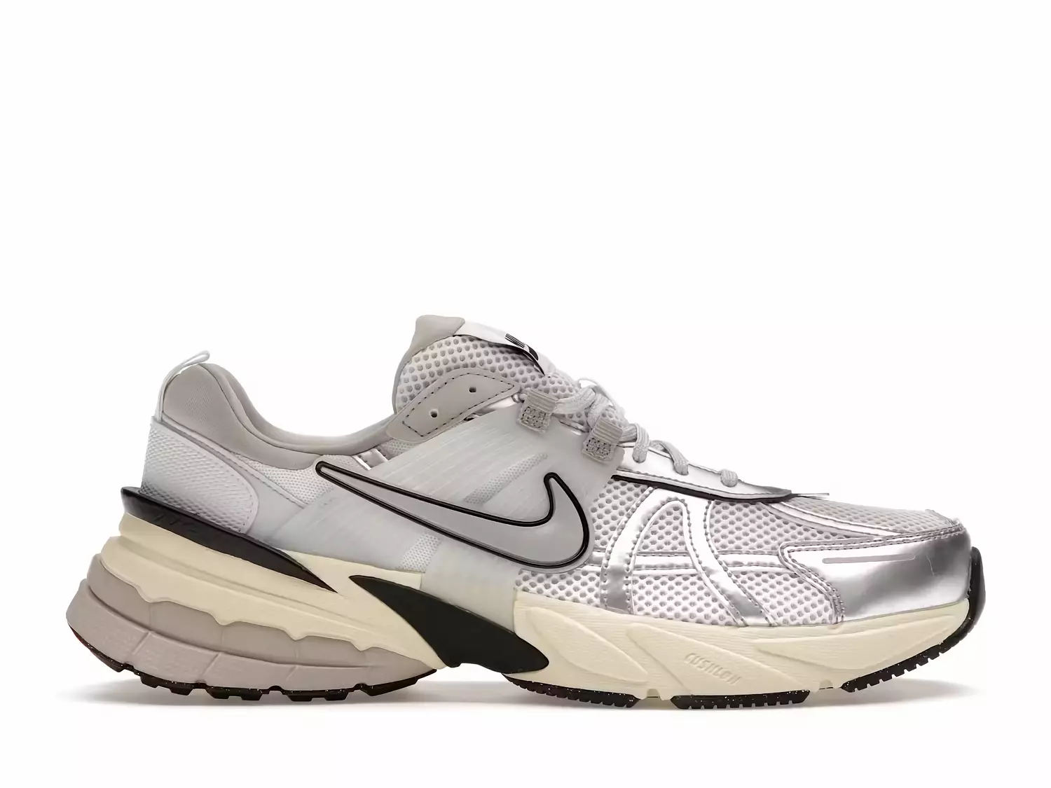 Nike V2K Run Summit White image