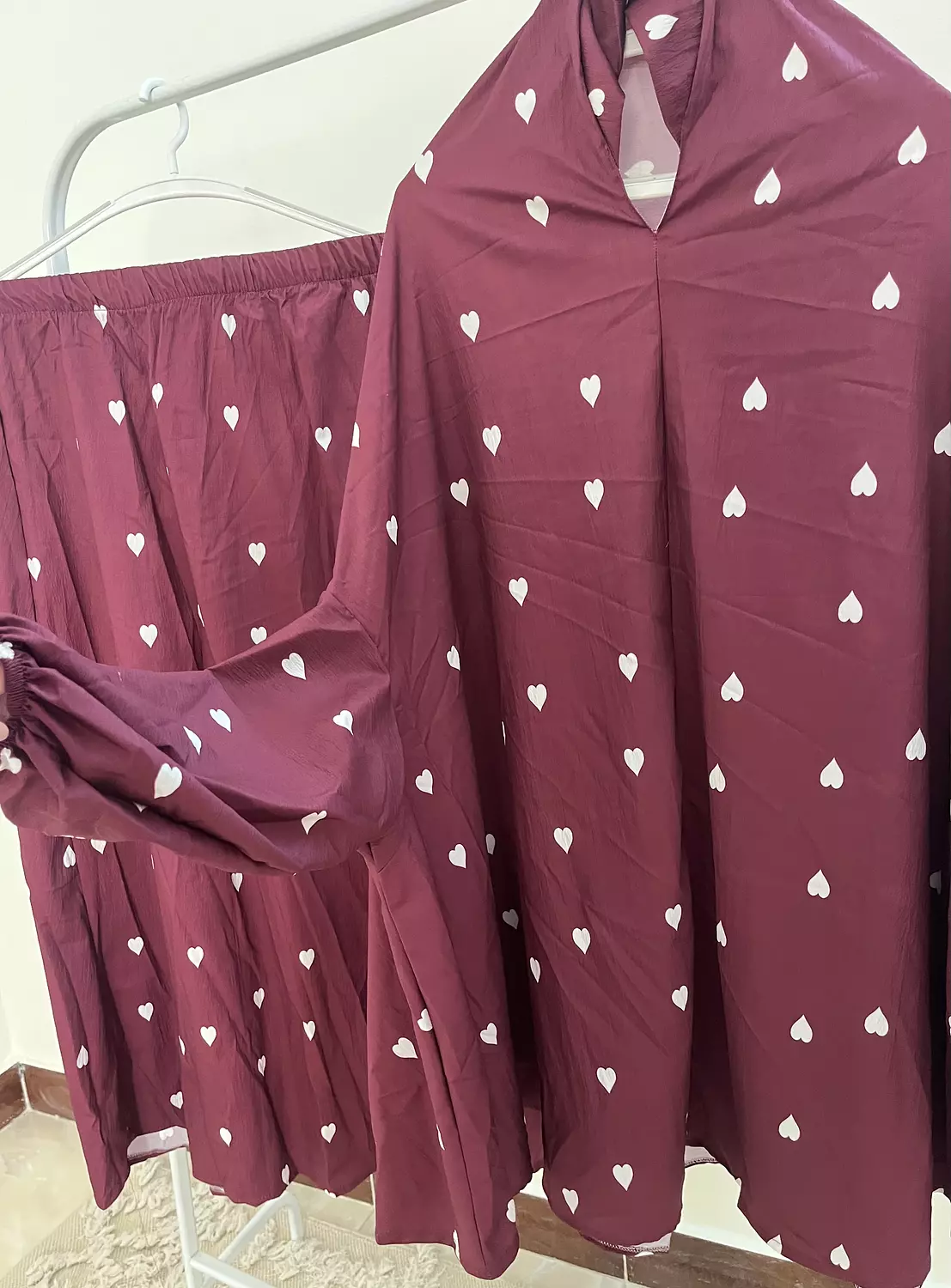 Praying set-burgundy  2