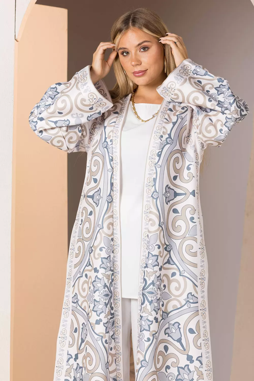 Ivory magic cardigan / kaftan 5