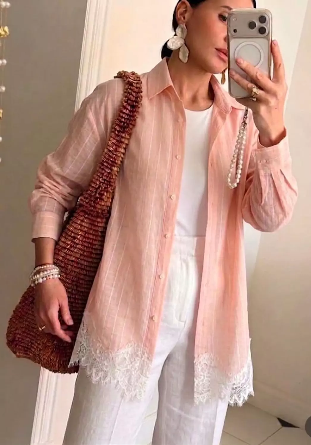 Chemise lace image