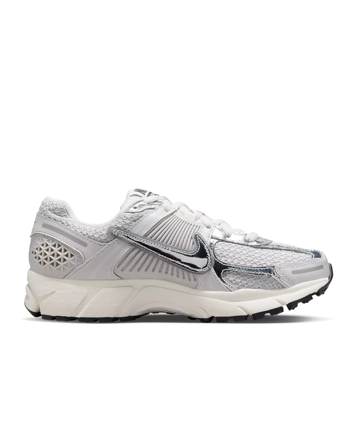 Nike Zoom Vomero 5 White Silver  2