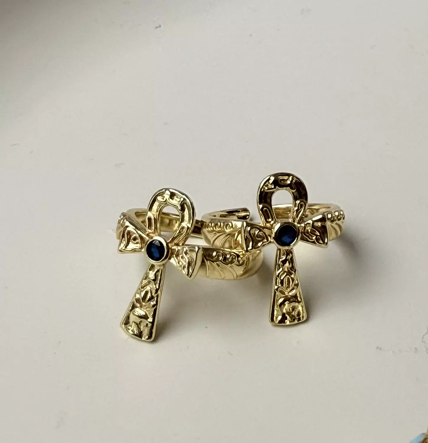 Key of life ring hover image