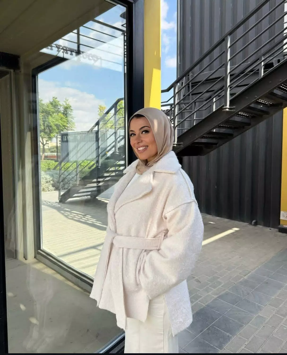 Luxury Quilted Fur Jacket - Fully Lined for Cold Weather 4