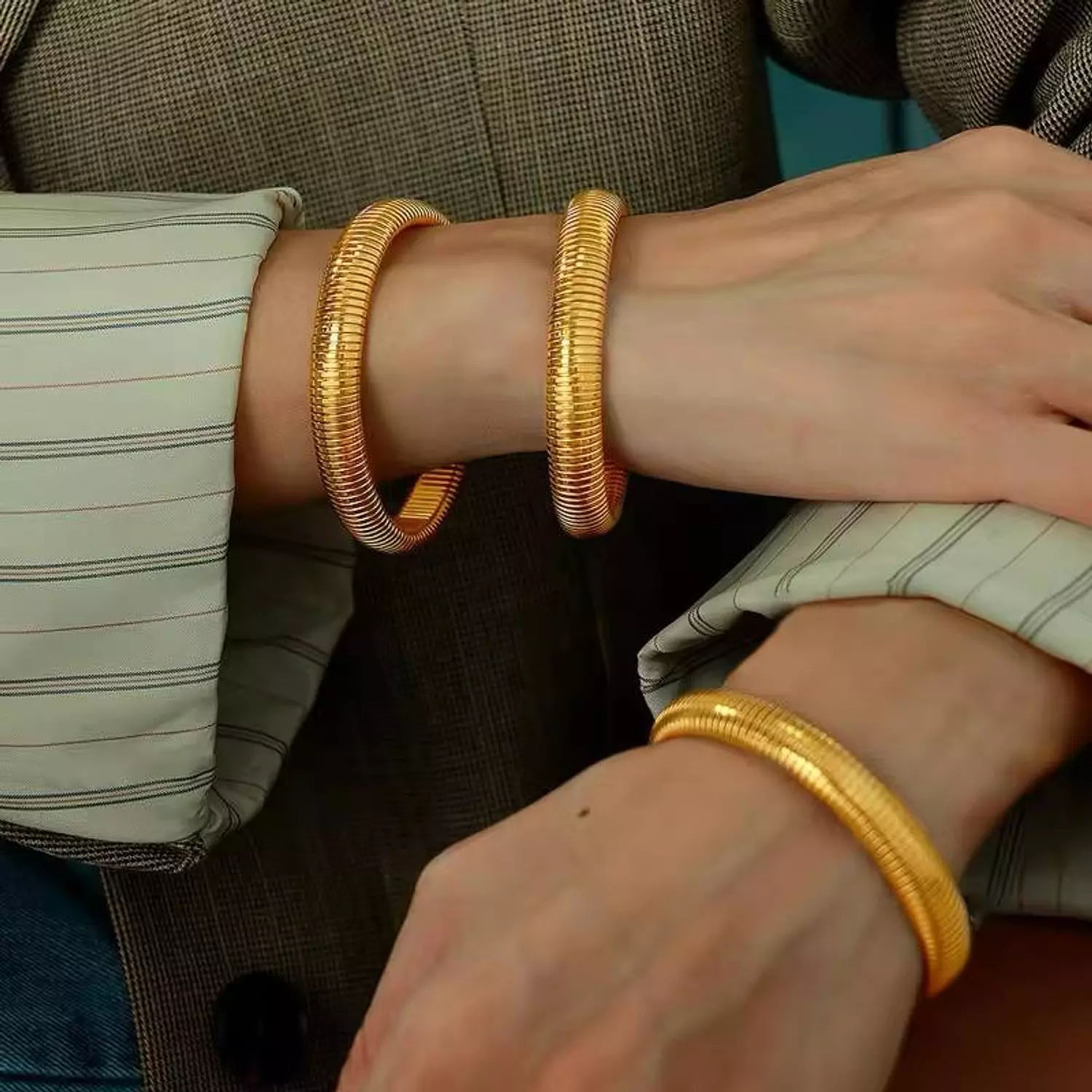 Bangle  B79 hover image