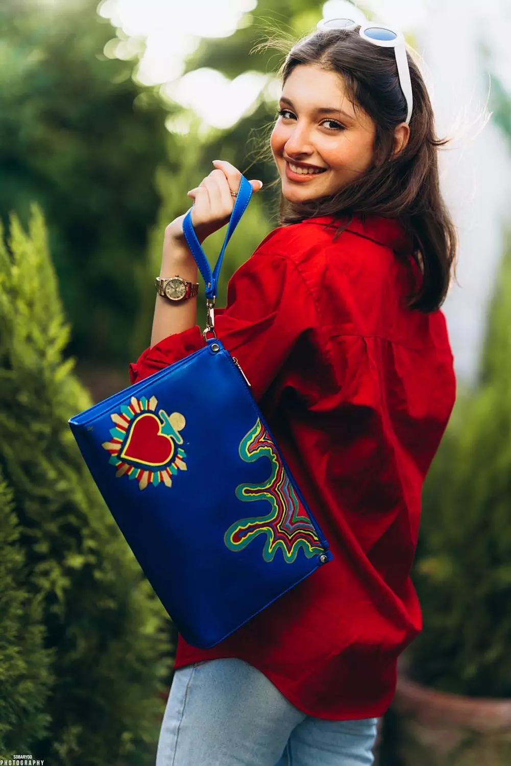 hot blue clutch 3