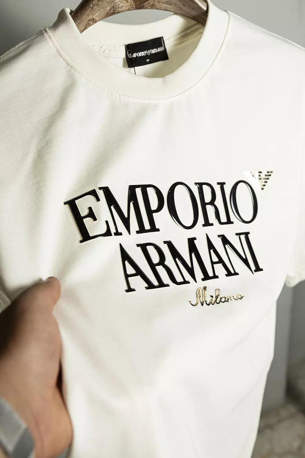 EMPORIO ARMANI TSHIRT  \ 2426 2