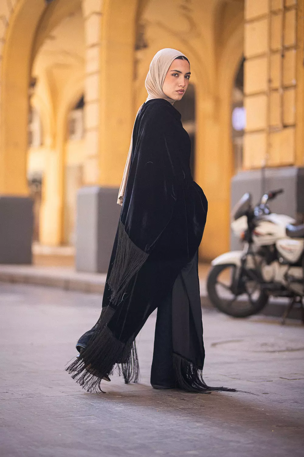 Black fringes velvet scarf 3