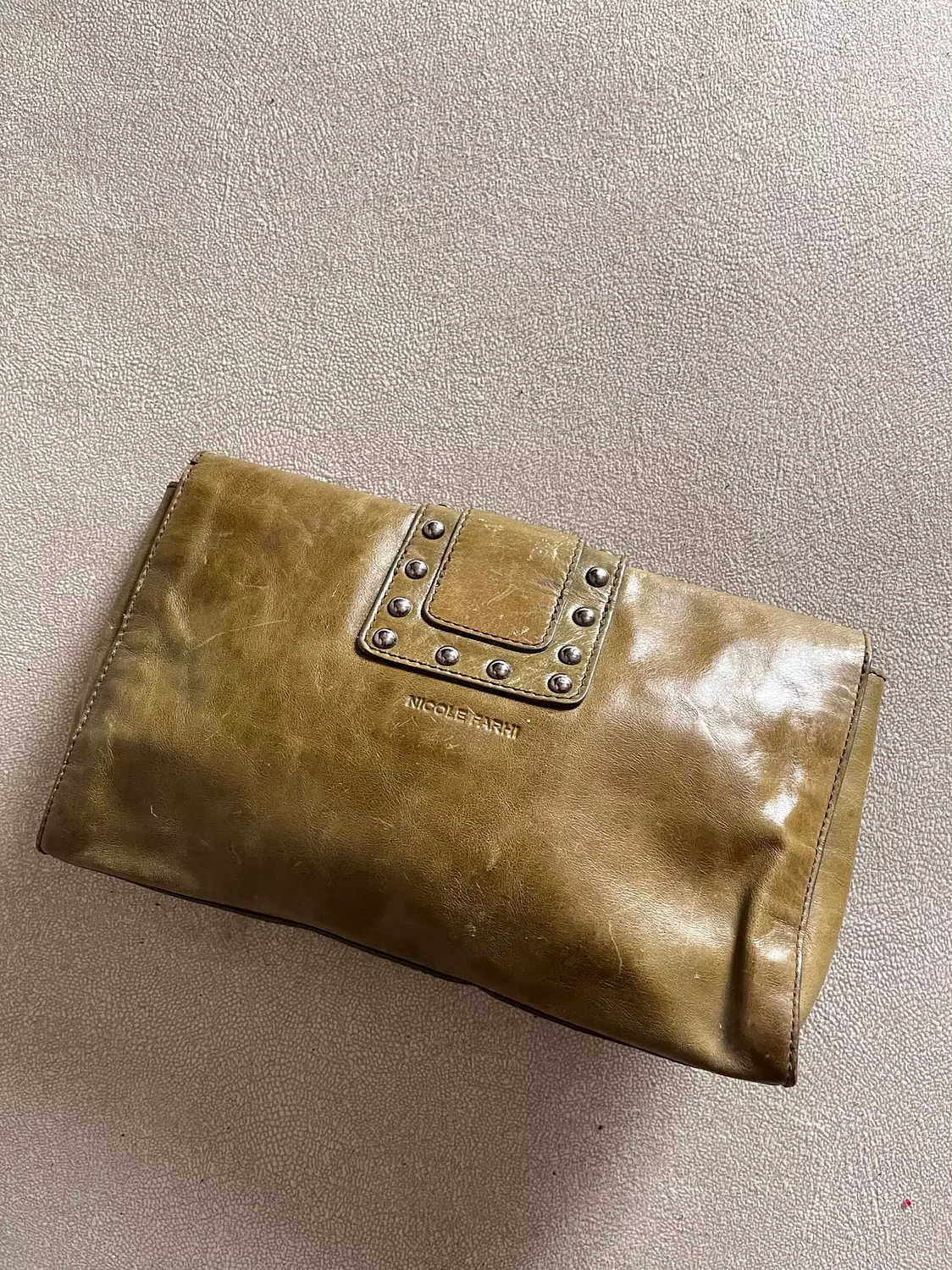 The perfect olive clutch  2