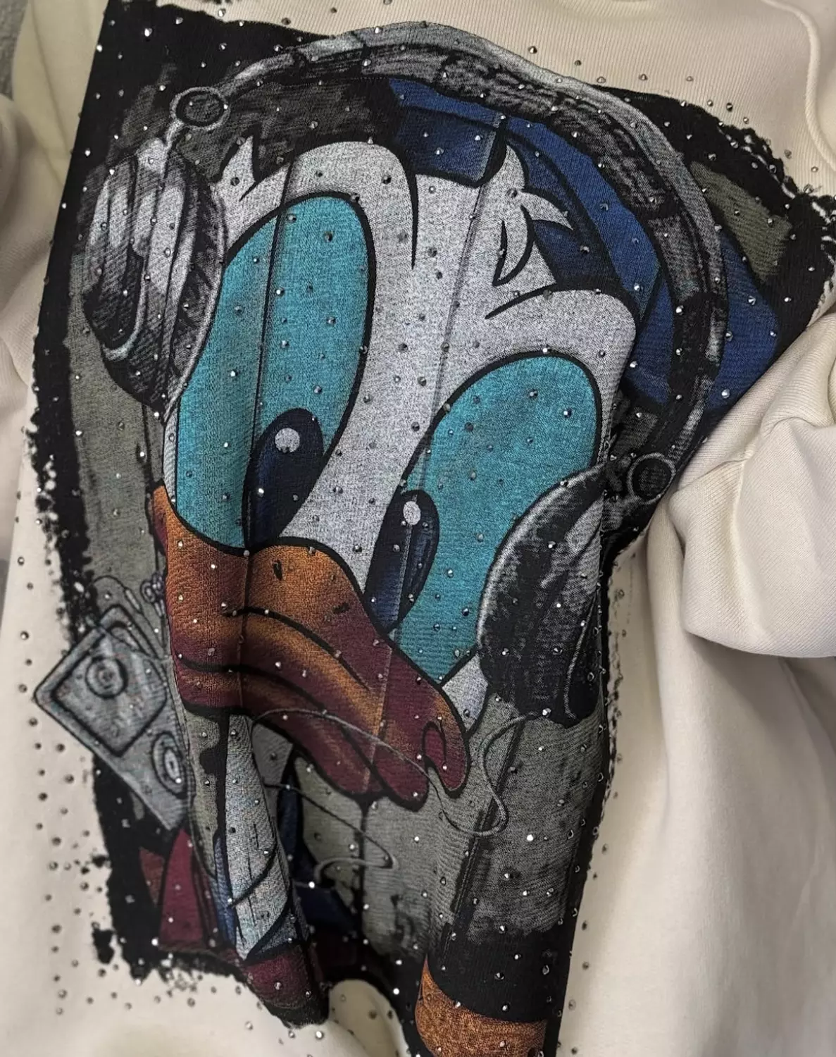Donald duck sweatshirt  2