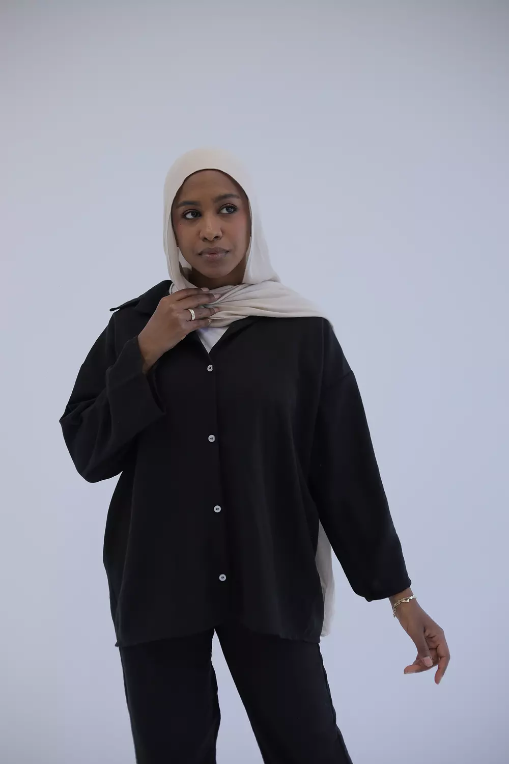 Black linen suit 3