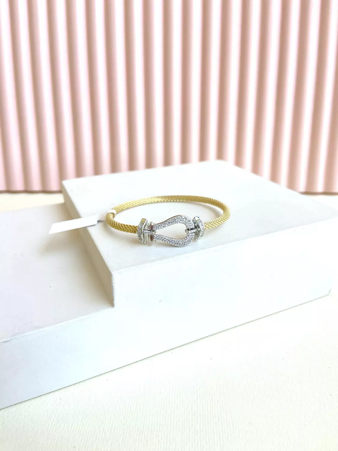 Gold link bangle 1