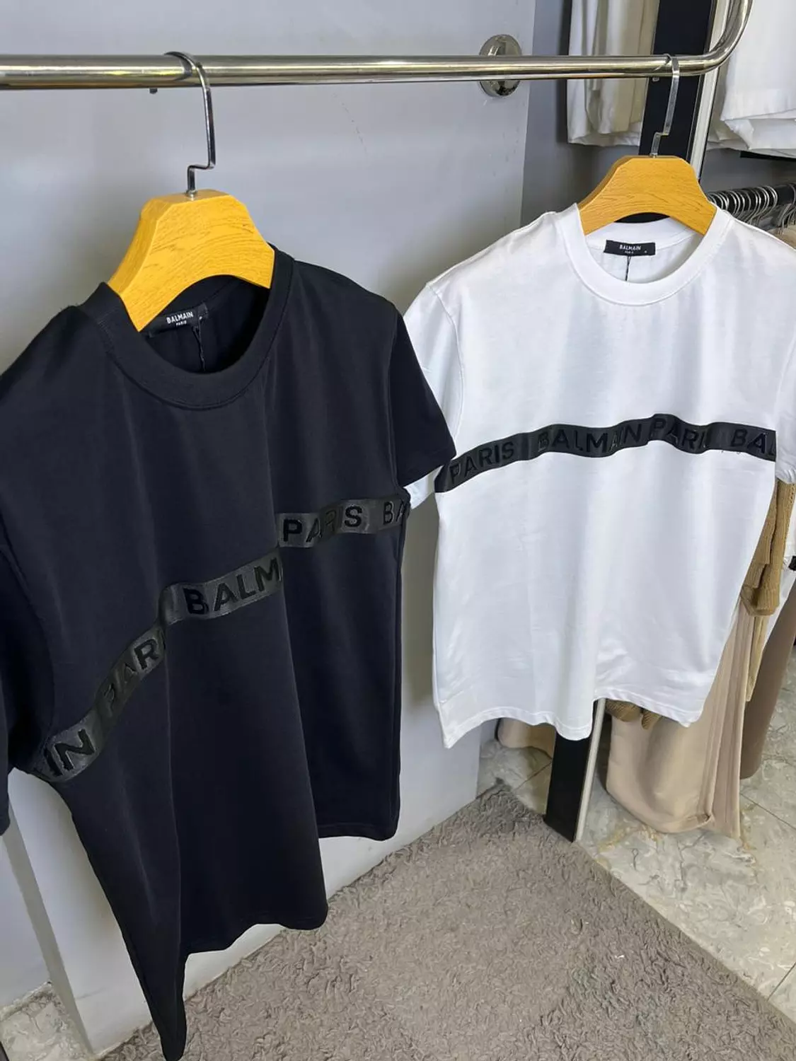 BALMAIN TSHIRT / 1402 7