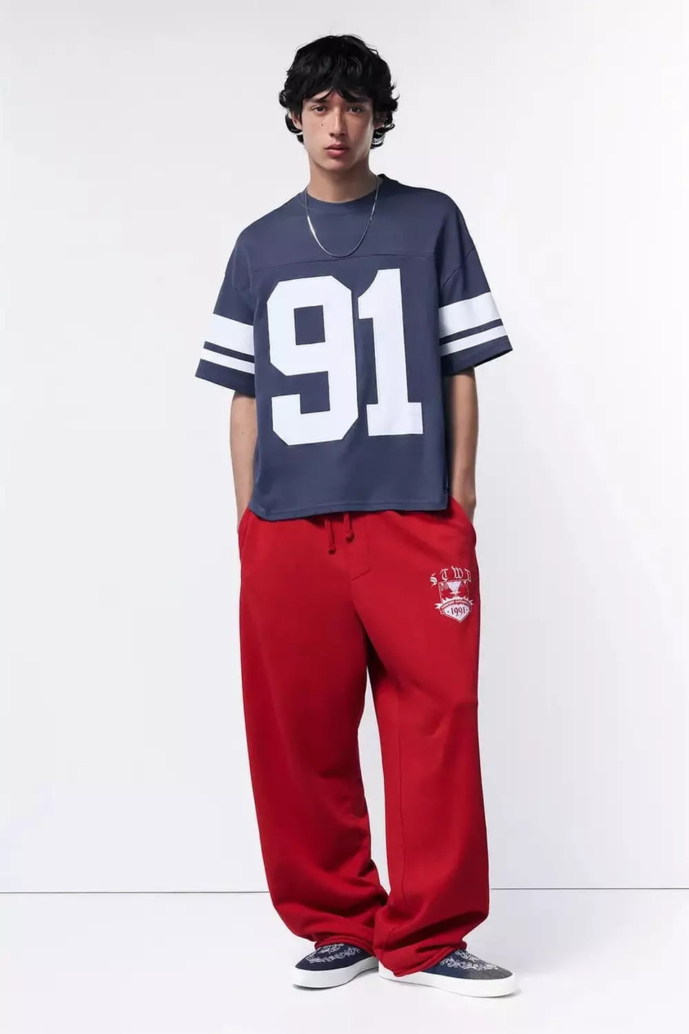PULL&BEAR VARSITY 91 EMBROIDERED  T-SHIRT  6