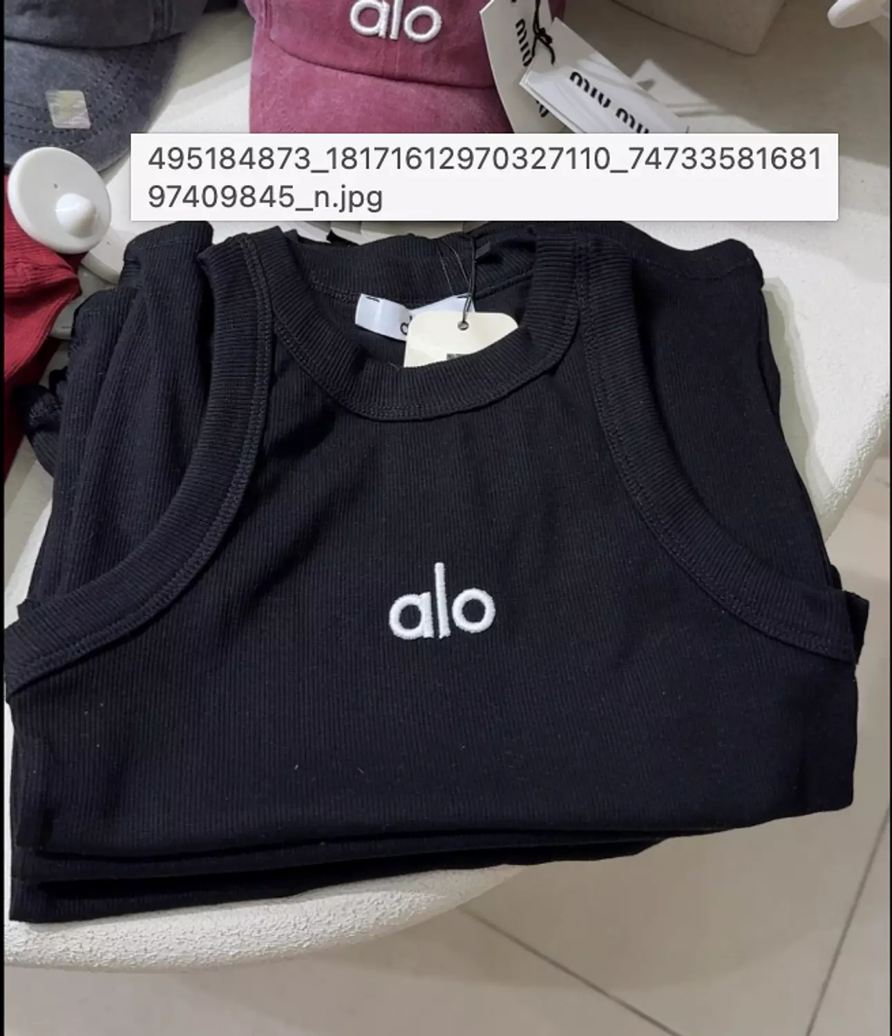 alo Basic Top   7