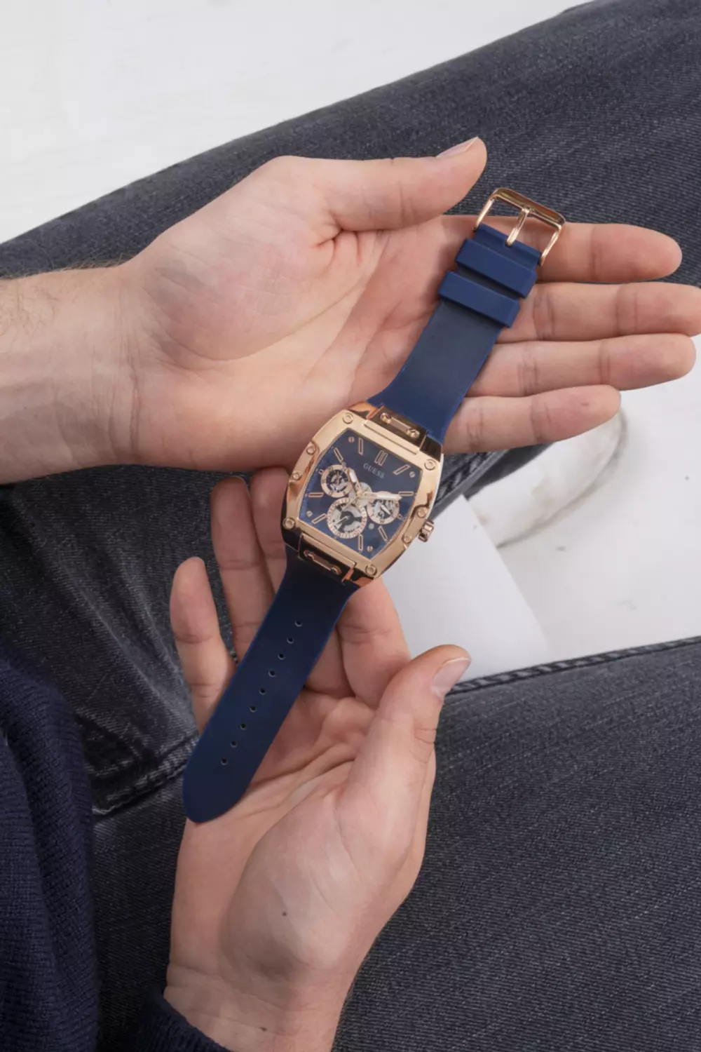 GUESS GW0202G4 Men's  Watch Rose Gold Tone Genuine leather/Silicone Strap 7