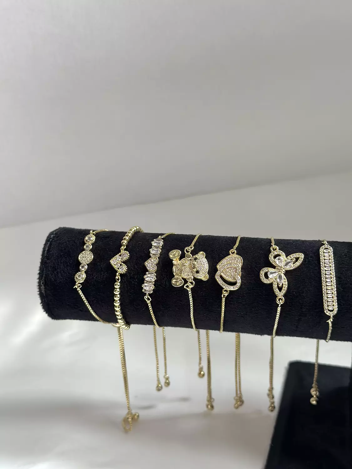 Gold Charms Adjustable bracelet