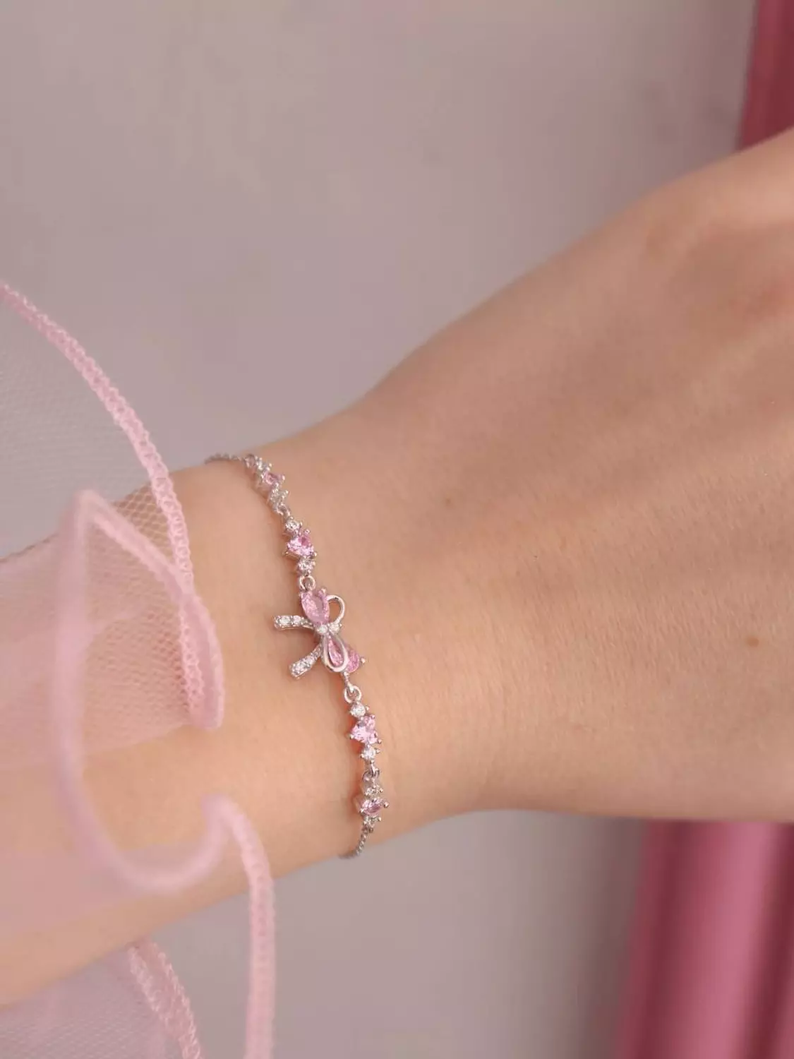 pink bow bracelet  image