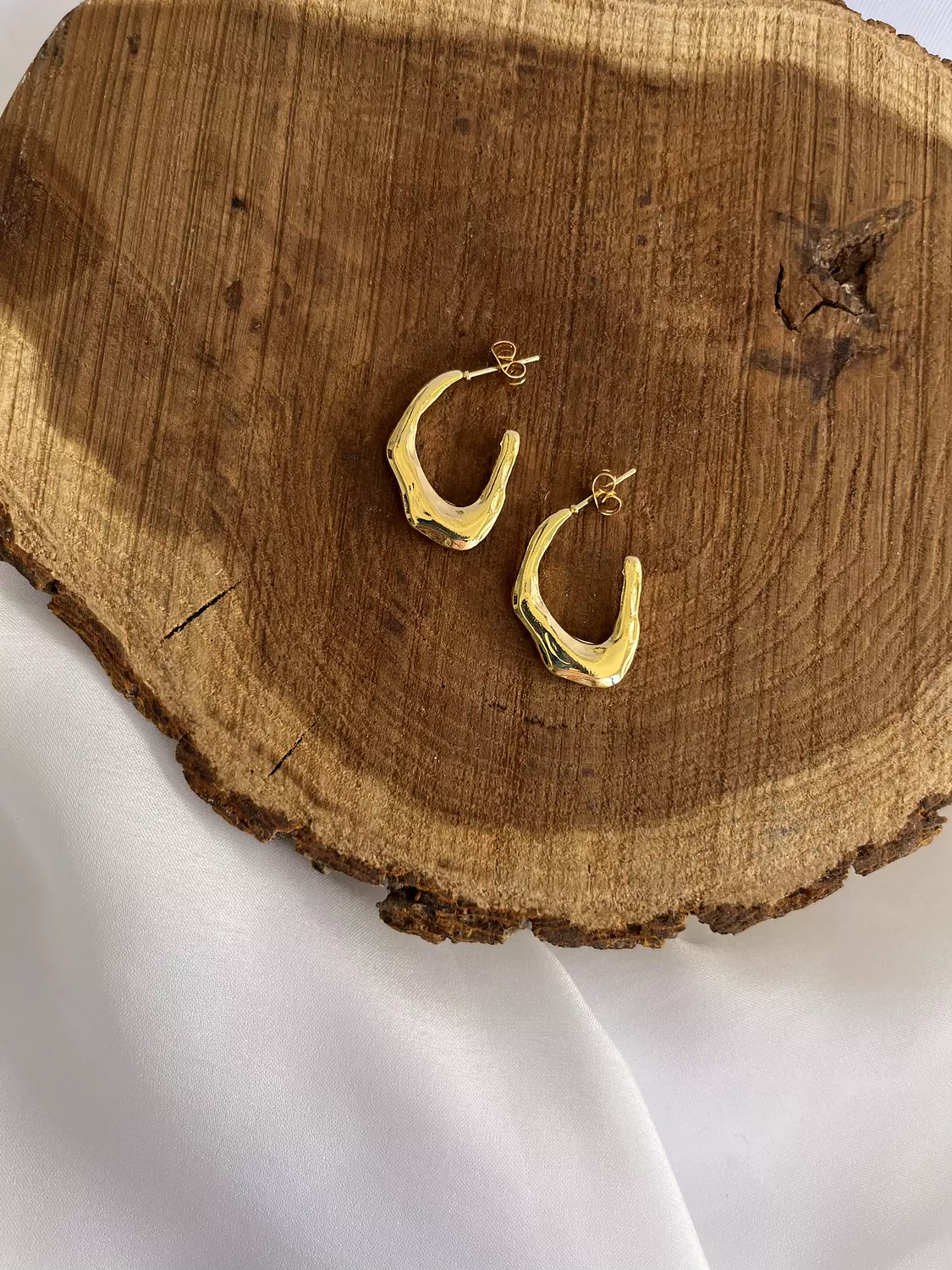 Statement earrings  image
