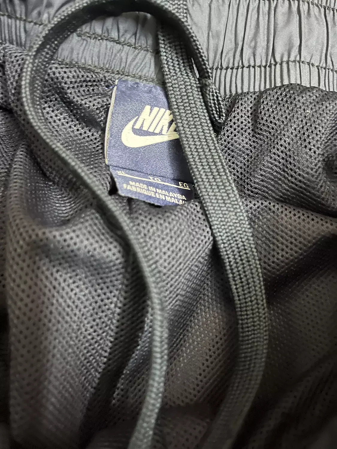 Nike navy trackpants 2