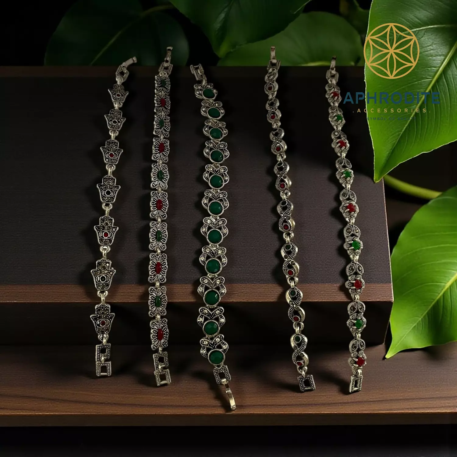 Emerald Bracelet hover image