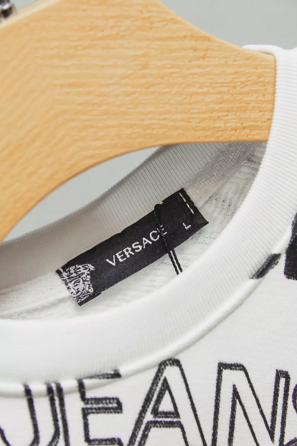 VERSACE SWEATSHIRT / 1563 hover image