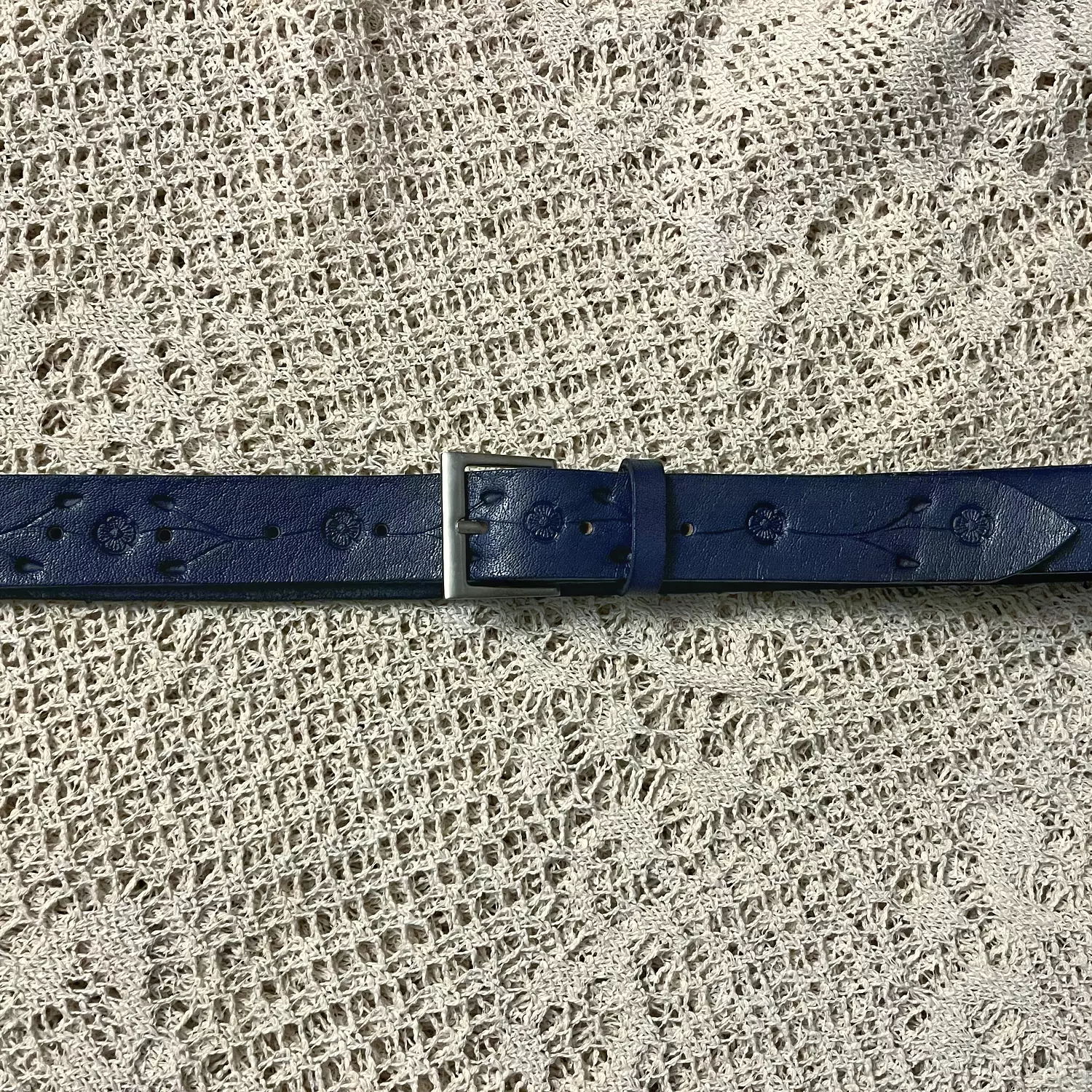 Tooled leather belt - flower branches 5