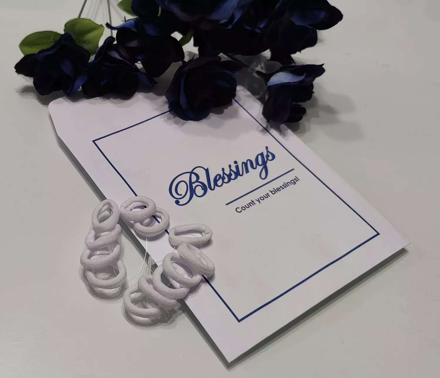 Bundle-Hair-Tie-Mini-White image