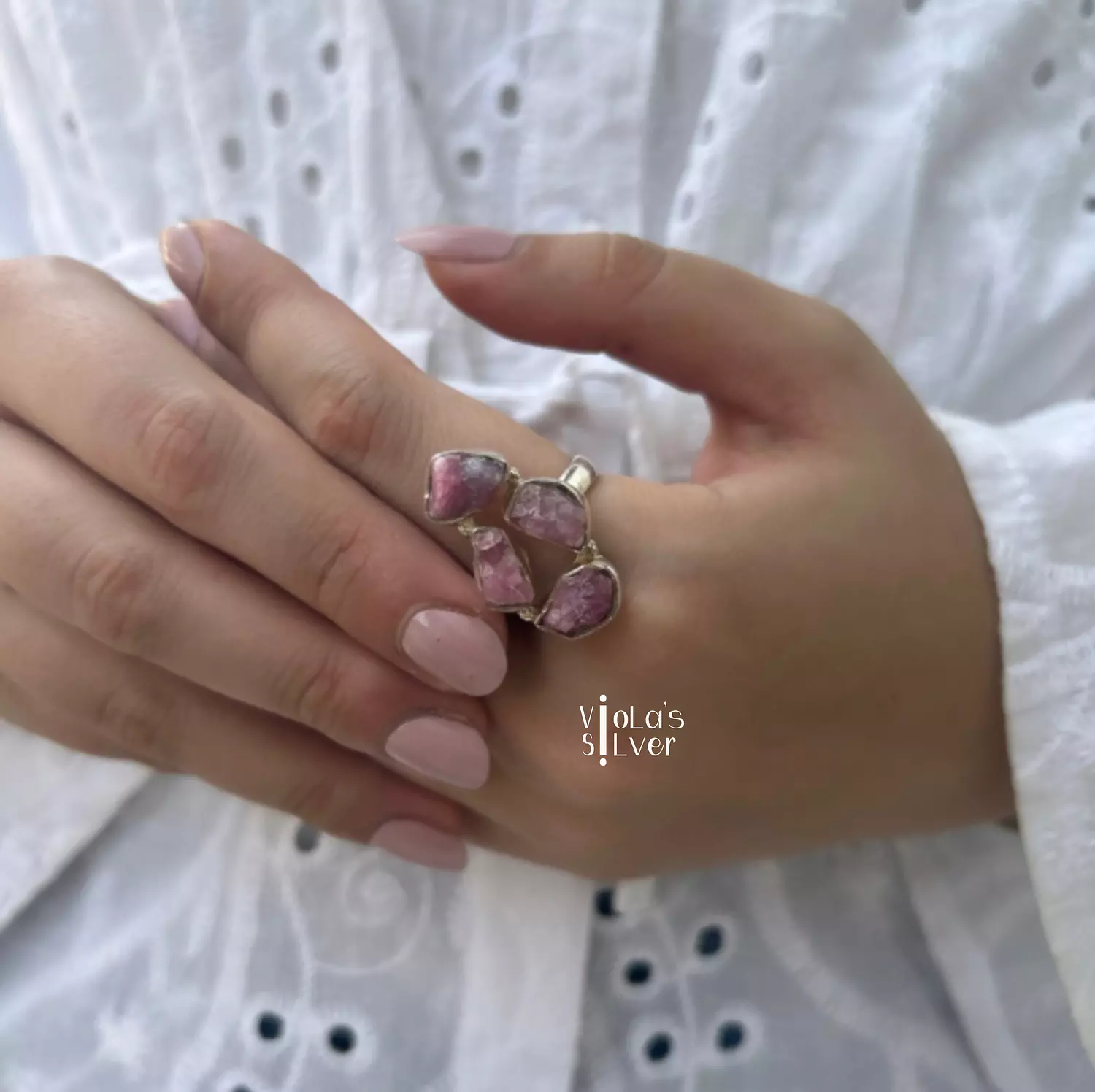 Rose quartz ring image