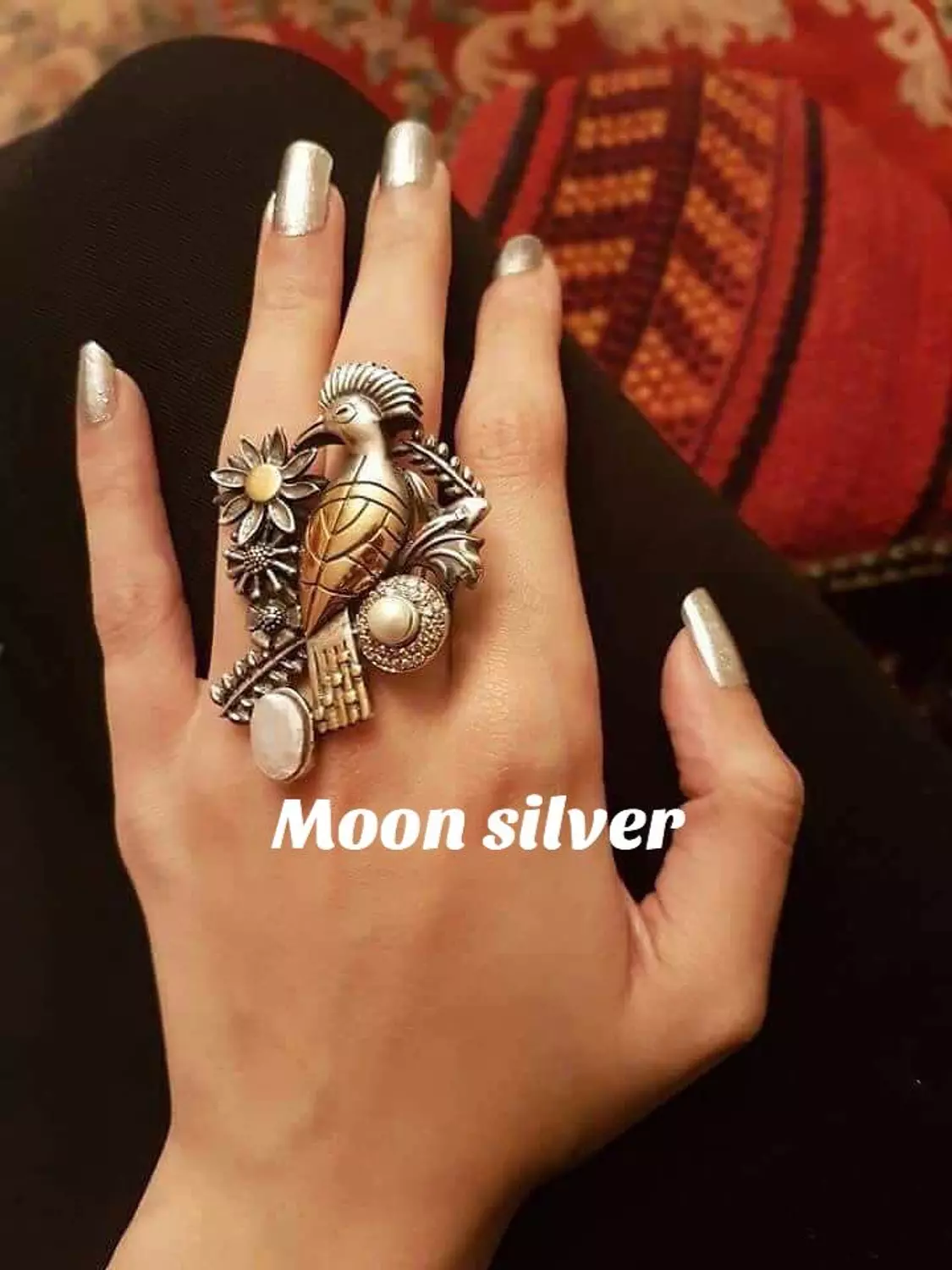 peacock ring image