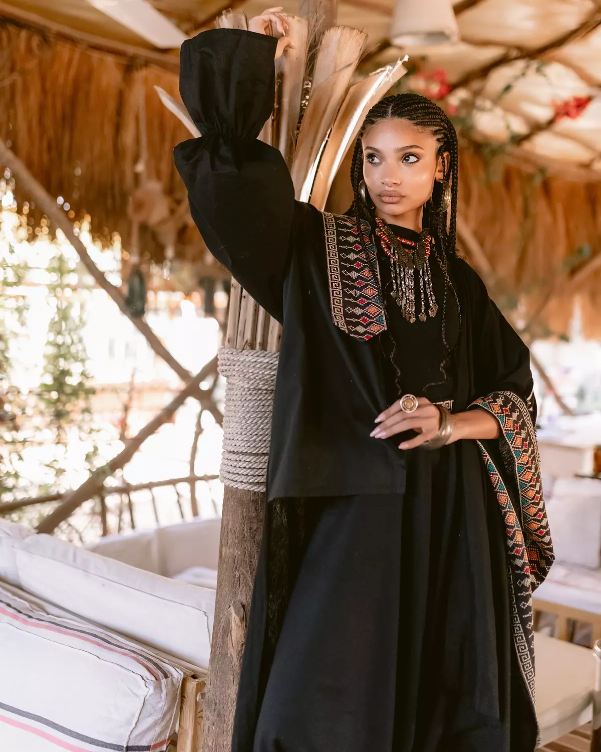 Aribian kaftan with traditional add 5