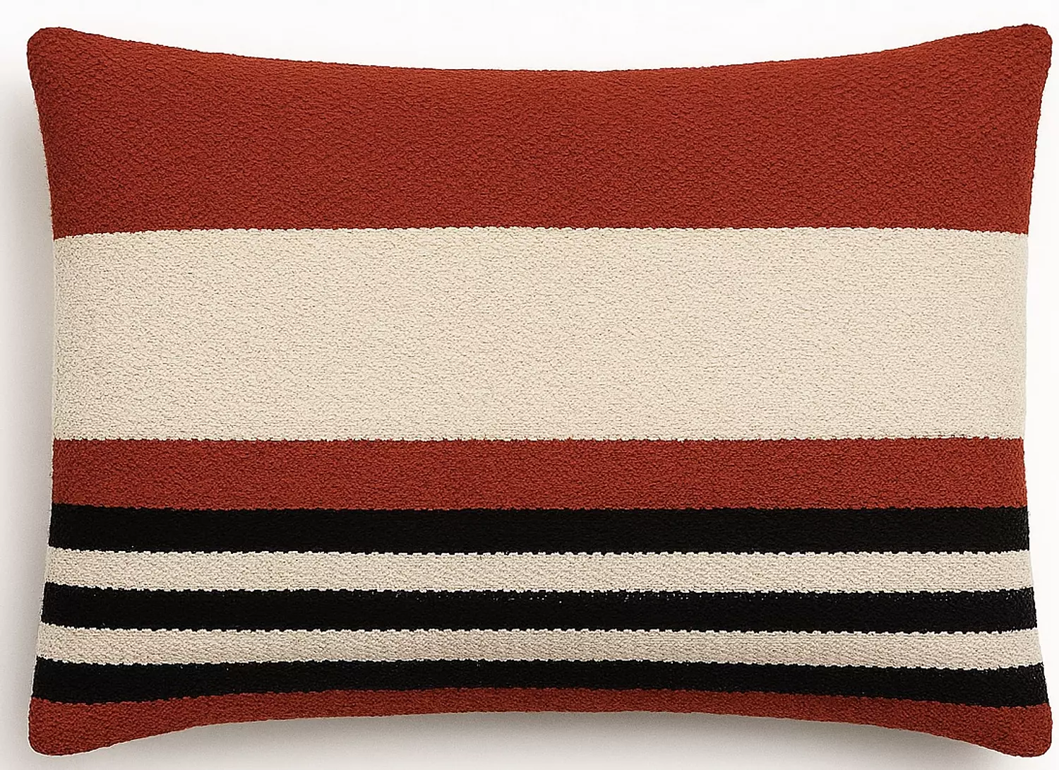Interversal Cushion image
