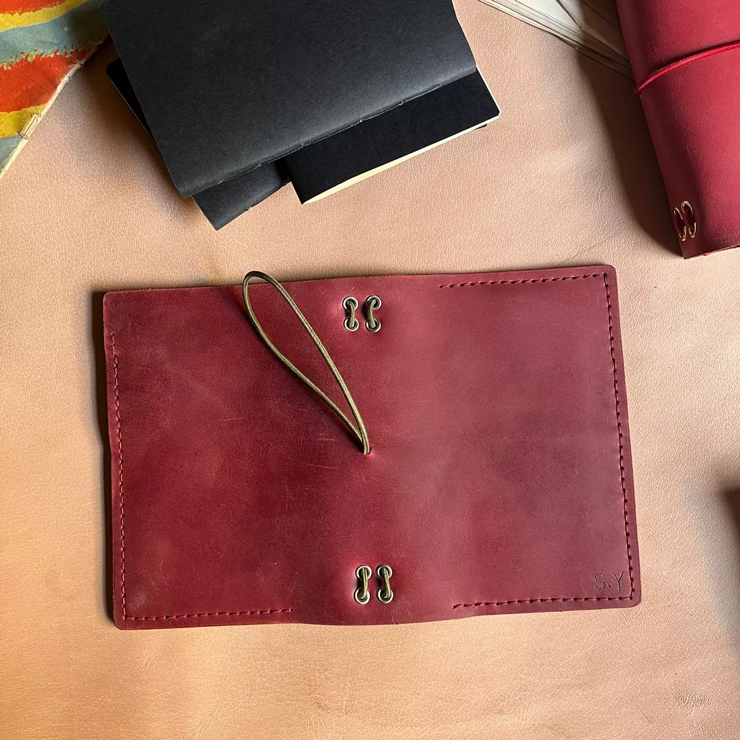 Bifold A6 with pockets  7