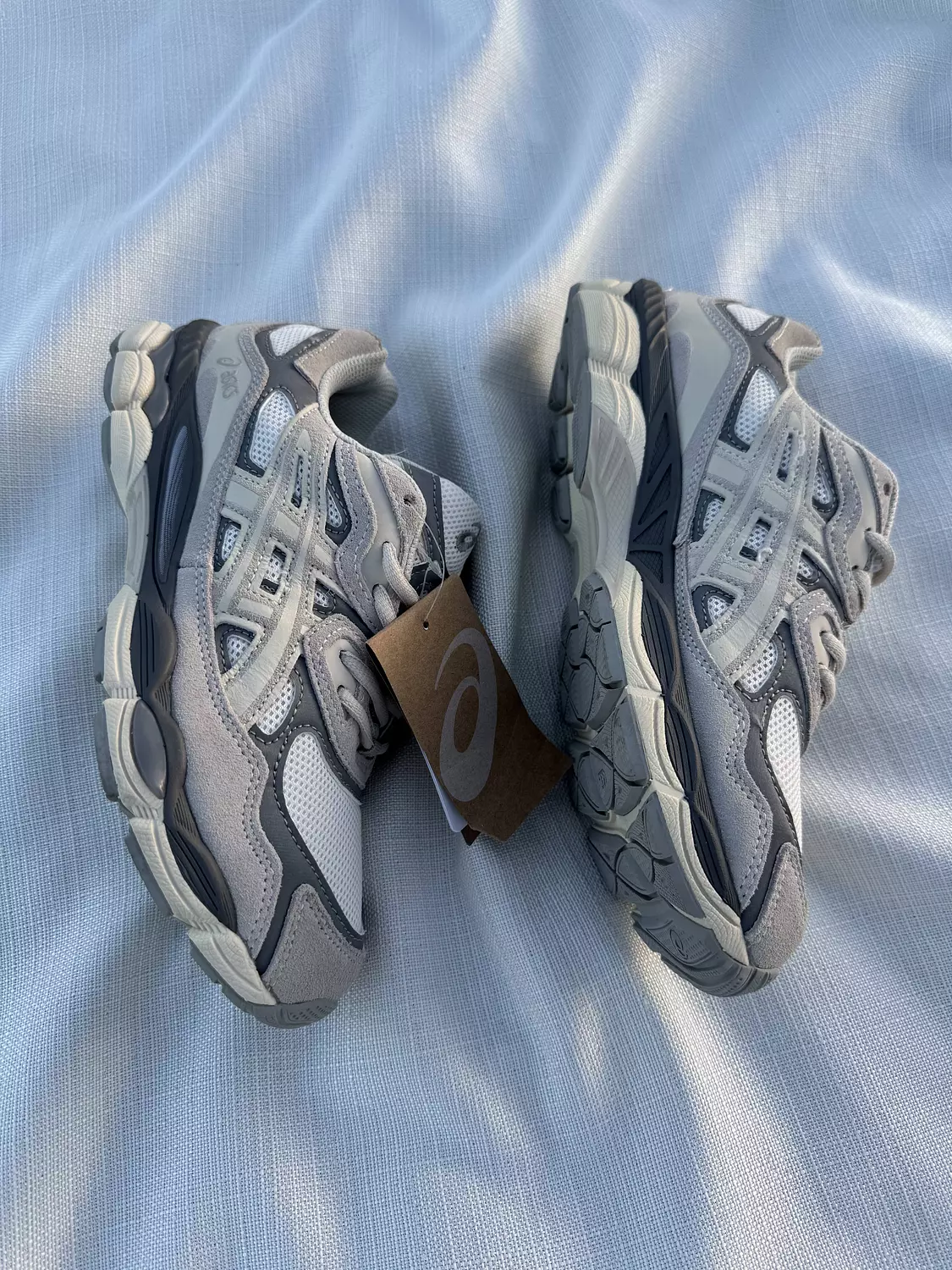  .Asics Gel -NYC 2