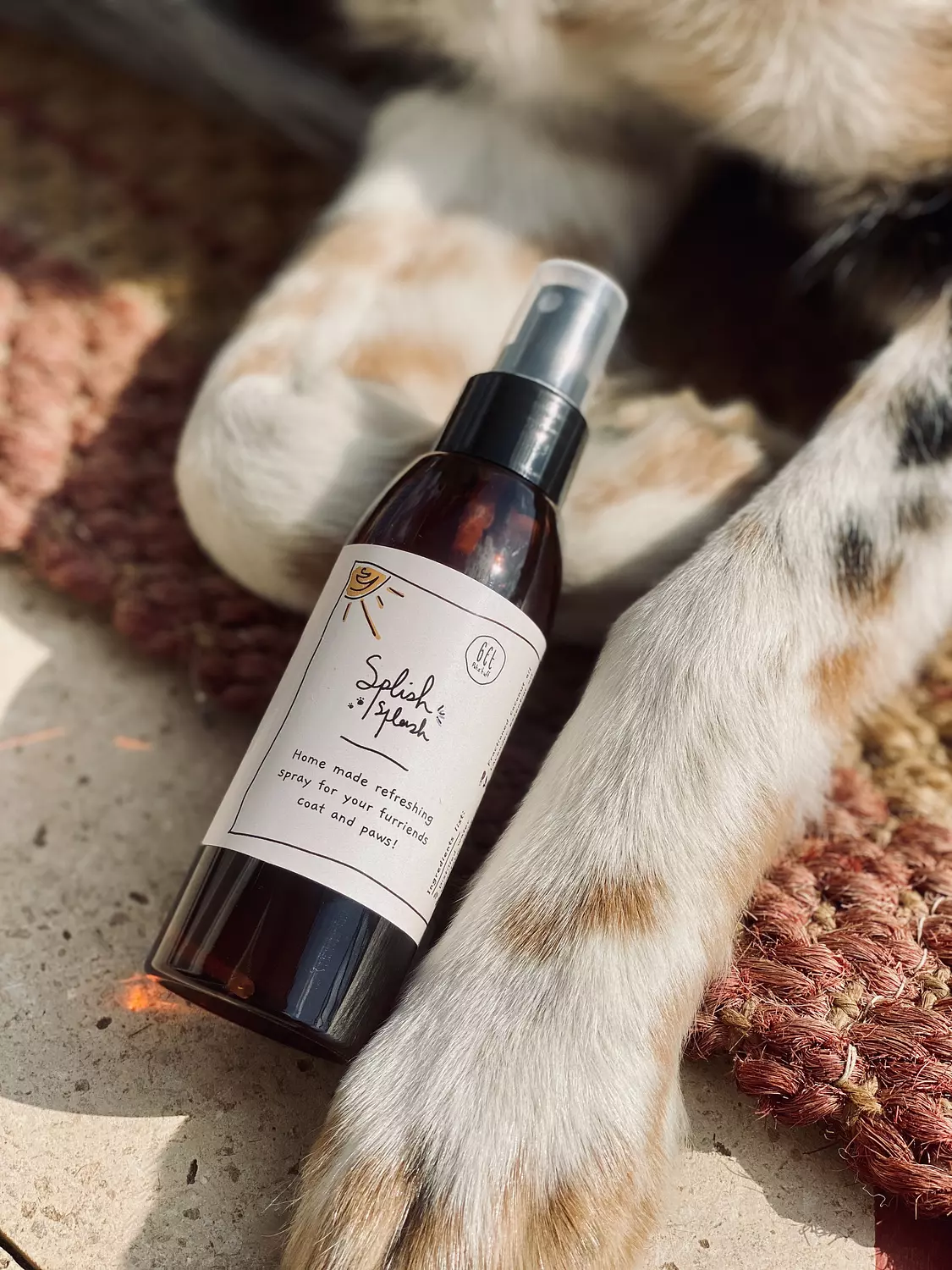Coat & Paws refreshing spray  hover image