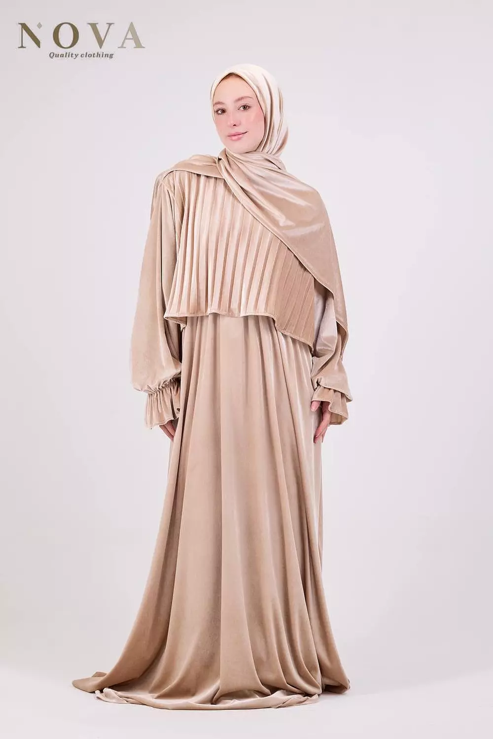 Champagne Velvet Wave image