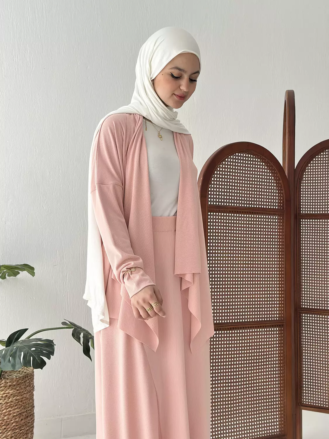 Elegance In Motion Skirt Set In Pink 4
