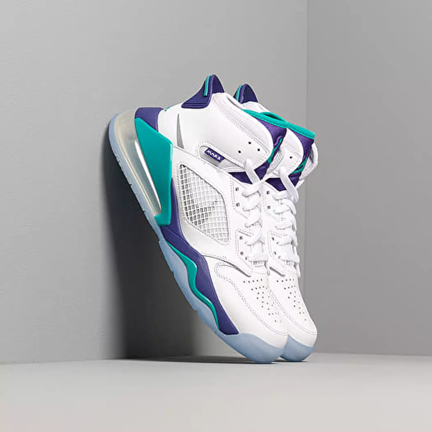 JORDAN MARS 270 WHITE-SKY WOMEN 4