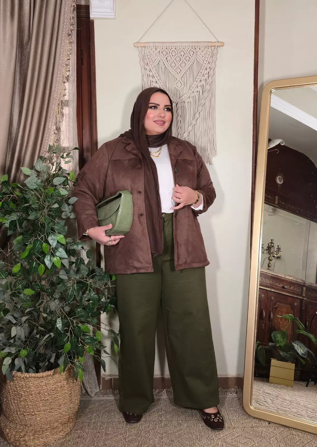 joker pants (in olive) hover image