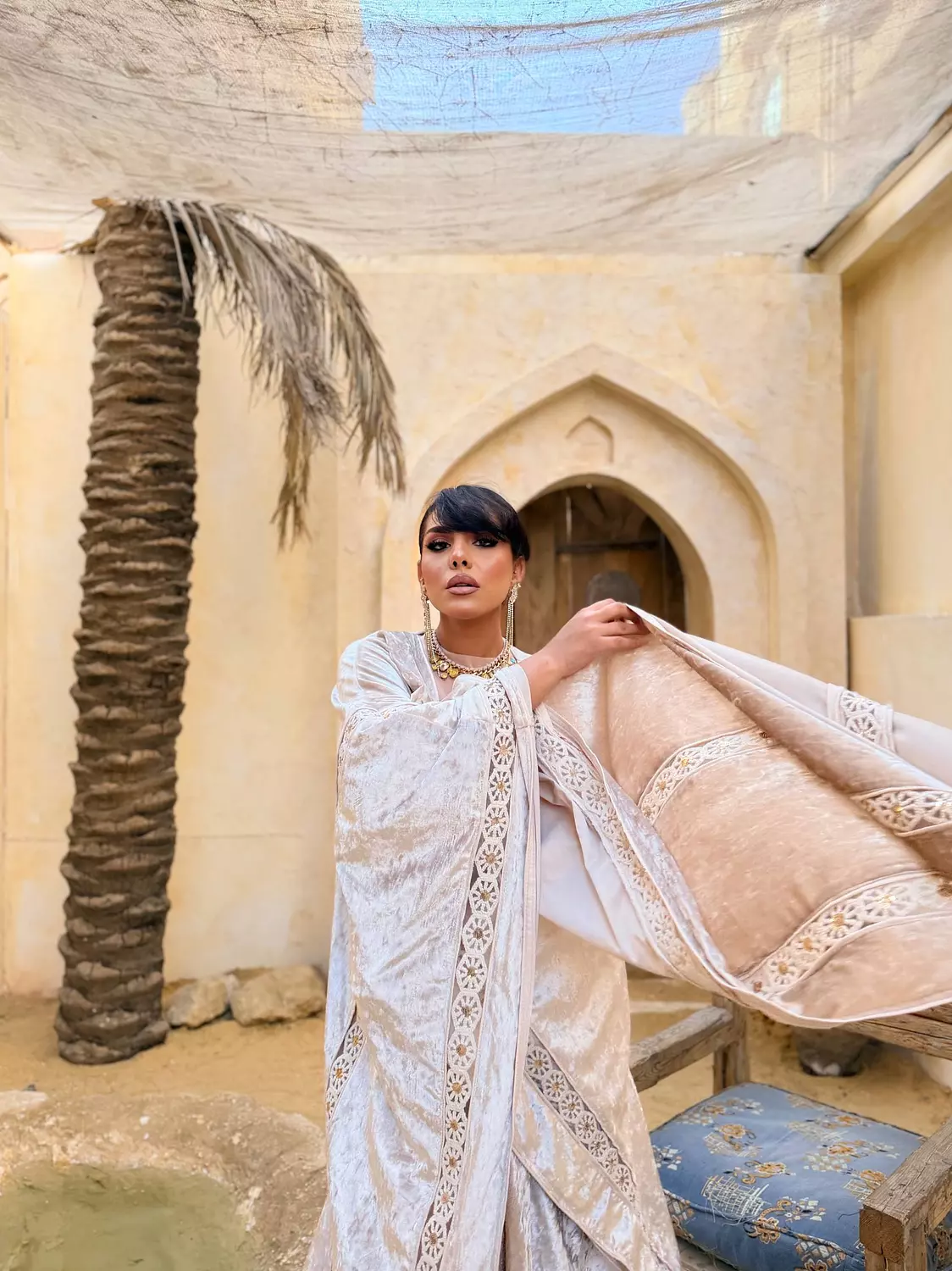 Hālat Al-Badr Kaftan 2