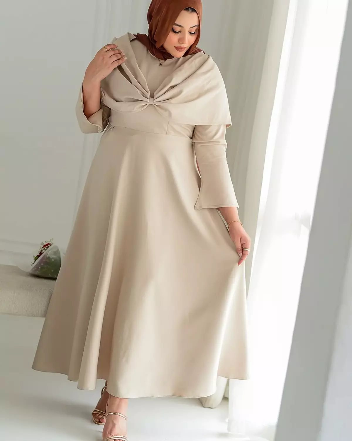 Bow dress  hover image