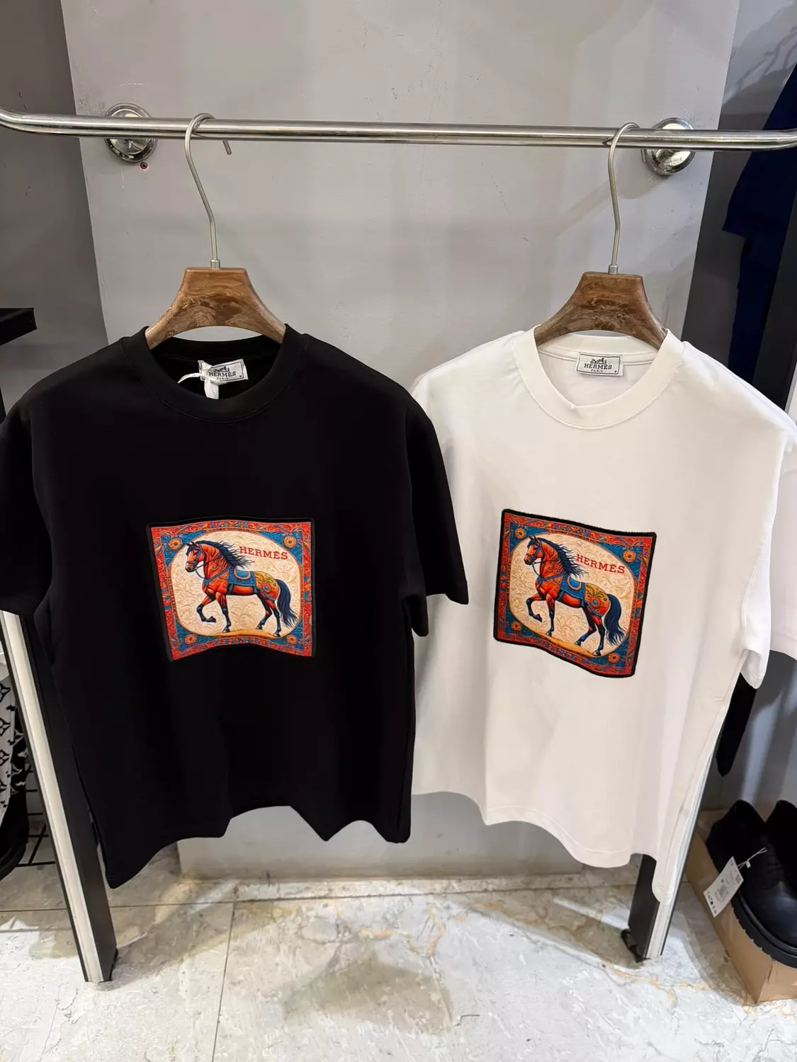 HERMES TRHIRT \ 2381 6