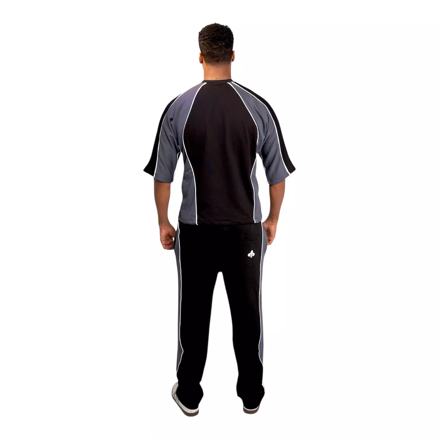 De-lys slices box fit suit Black & Grey with white stripe  11