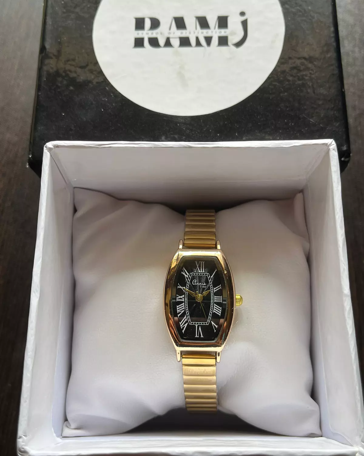 Annies watches rectangular 3