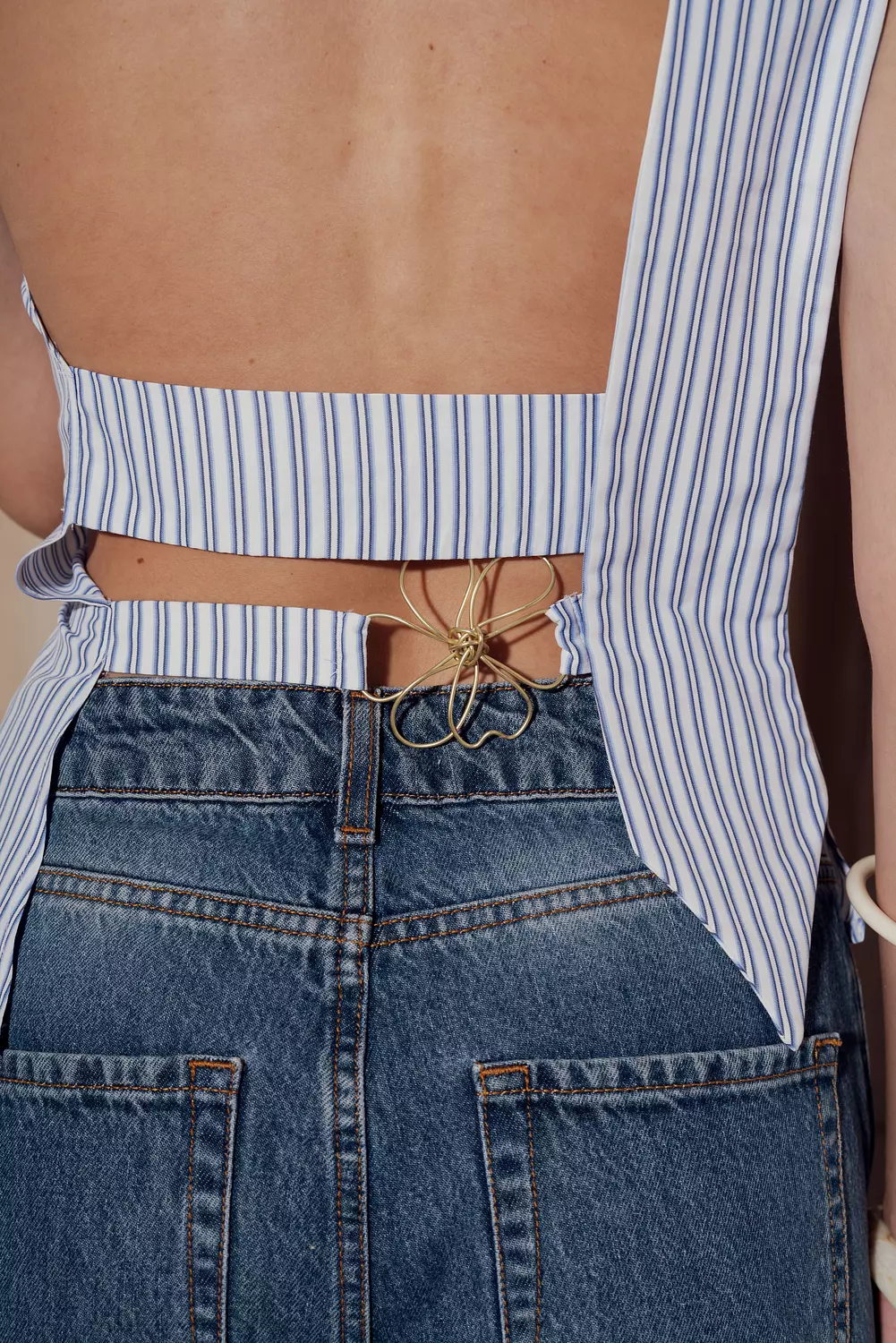 Twisted shirt 2