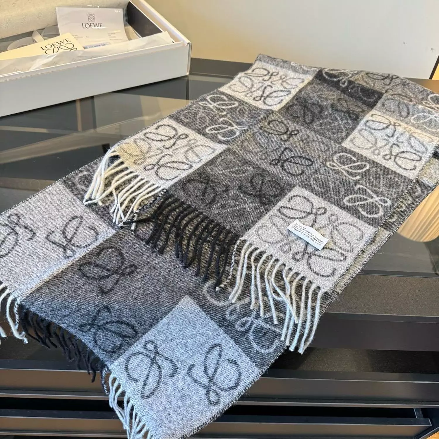 Loewe Scarf 5