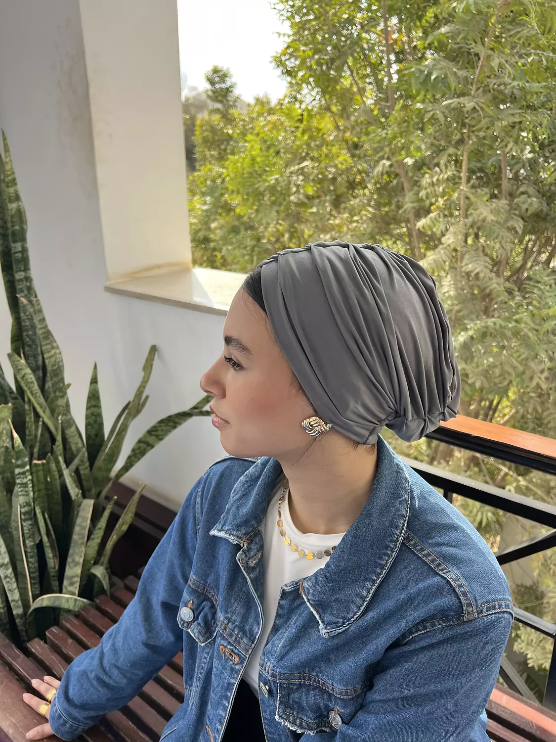 The greyish turban 1