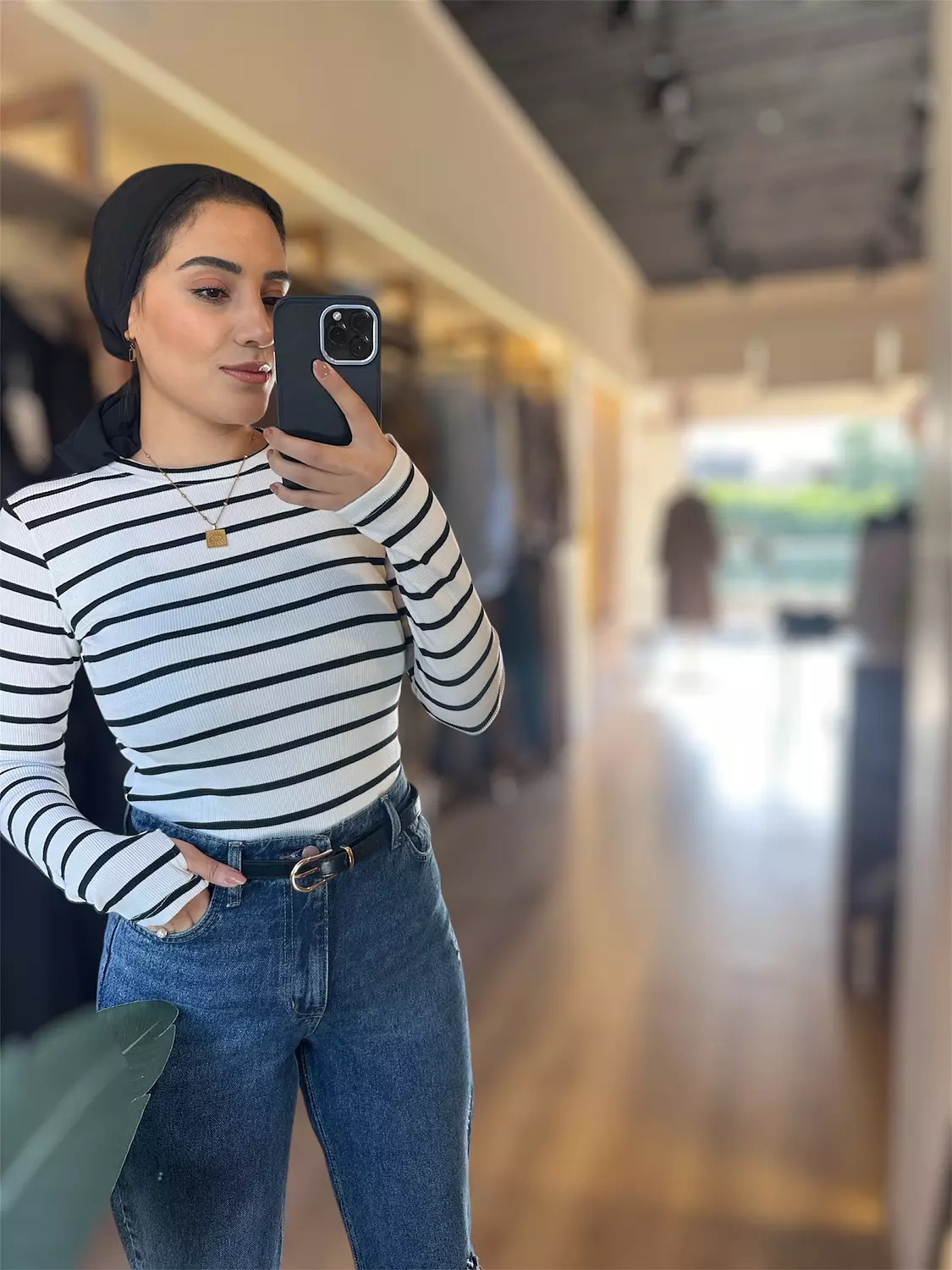Long sleeves top image