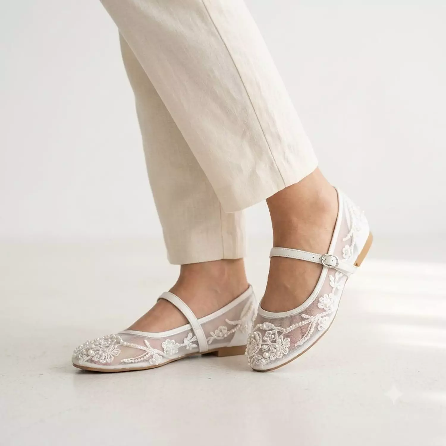 Floral Lace Mary Jane Flats 2