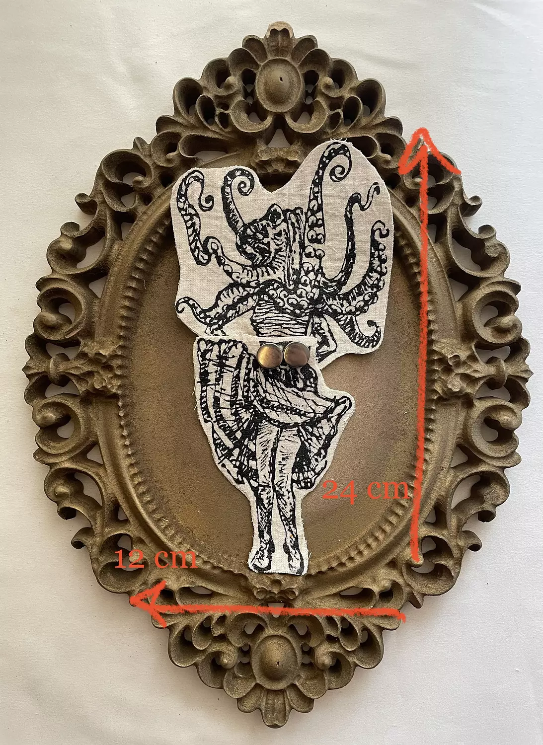 Ms. Octopus” hand painted patch-hya“ image
