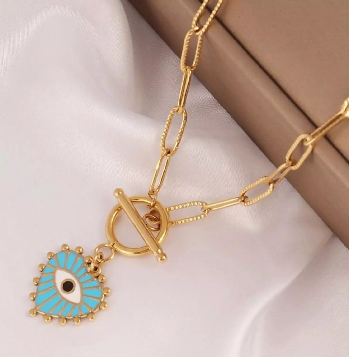 Blue eye necklace image
